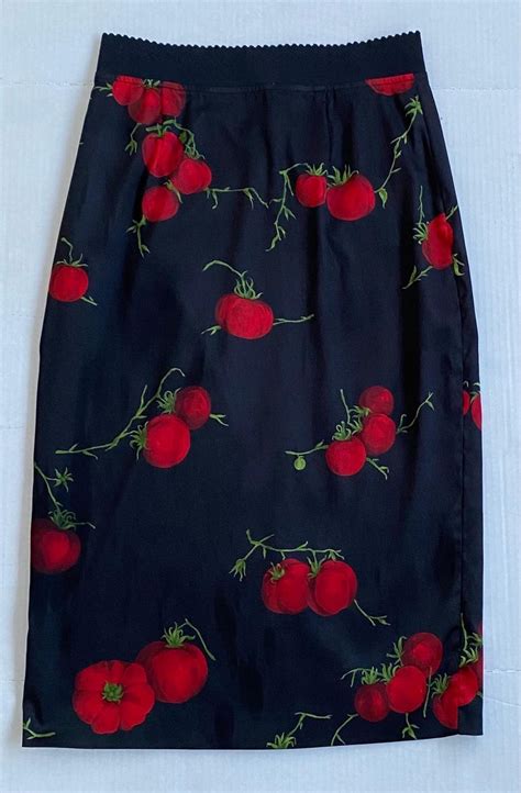 like dolce&gabbana red dolce & gabbana tomato-print skirt buy|dolce and gabbana white suit.